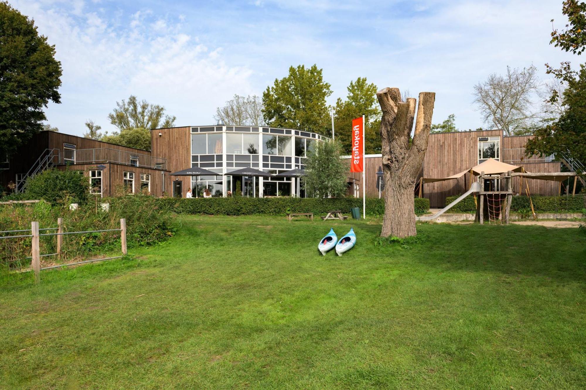 Stayokay Hostel Dordrecht - Nationaal Park De Biesbosch Экстерьер фото