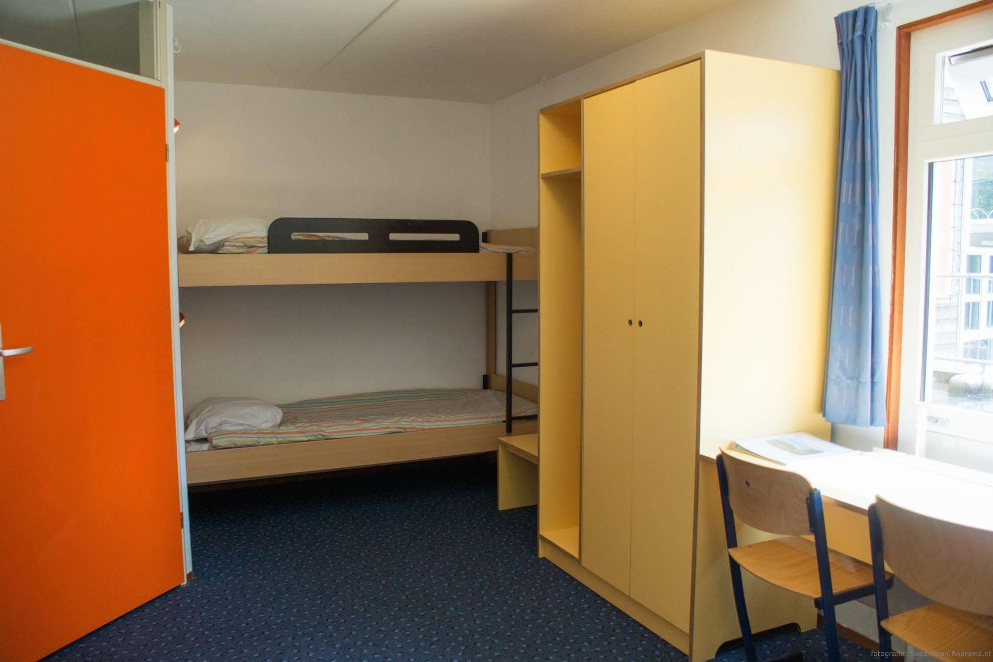 Stayokay Hostel Dordrecht - Nationaal Park De Biesbosch Экстерьер фото
