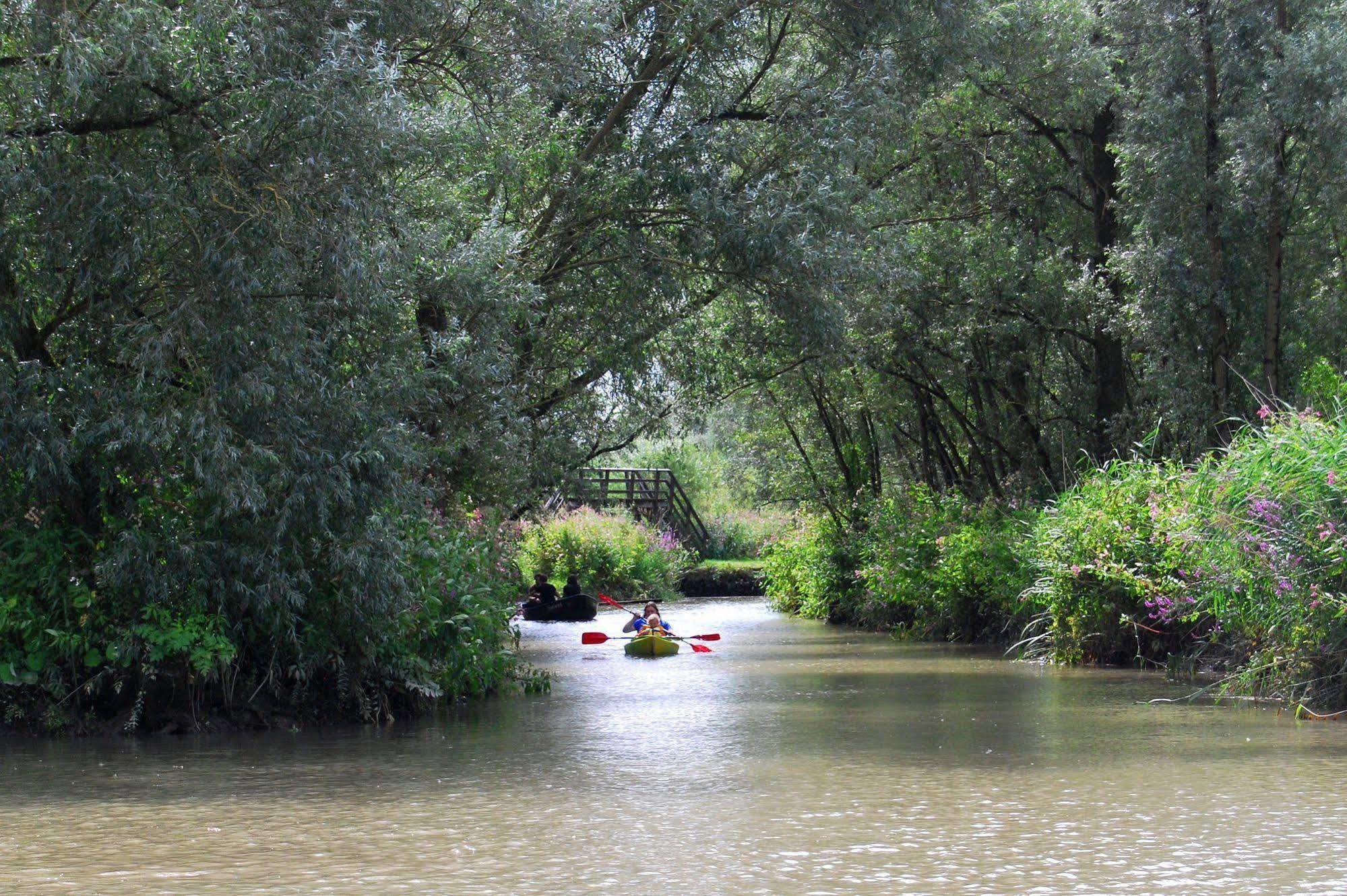 Stayokay Hostel Dordrecht - Nationaal Park De Biesbosch Экстерьер фото